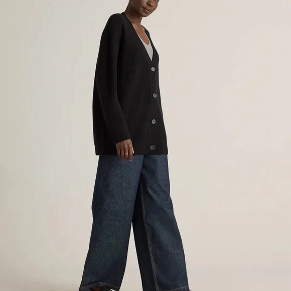 NWT! QUINCE Mongolian Cashmere Oversized Boyfriend Cardigan Sweater Black Small - Picture 10 of 11